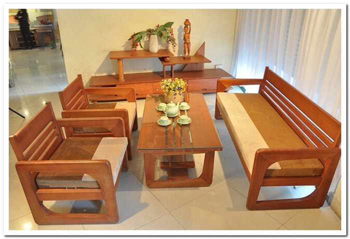 Mẫu sofa gỗ có kiểu dáng đơn giản với giá dưới 10 triệu